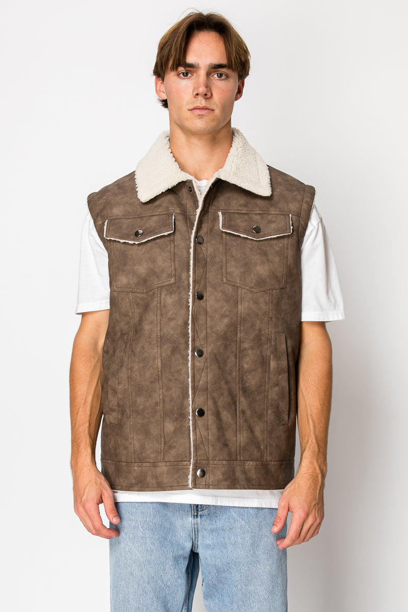 Men's PU Vest With Sherpa Inside (S-M-L-XL-2XL / 2-4-3-2-1) 12 PCS